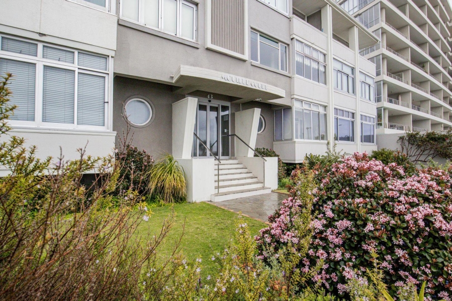 1 Bedroom Property for Sale in Mouille Point Western Cape